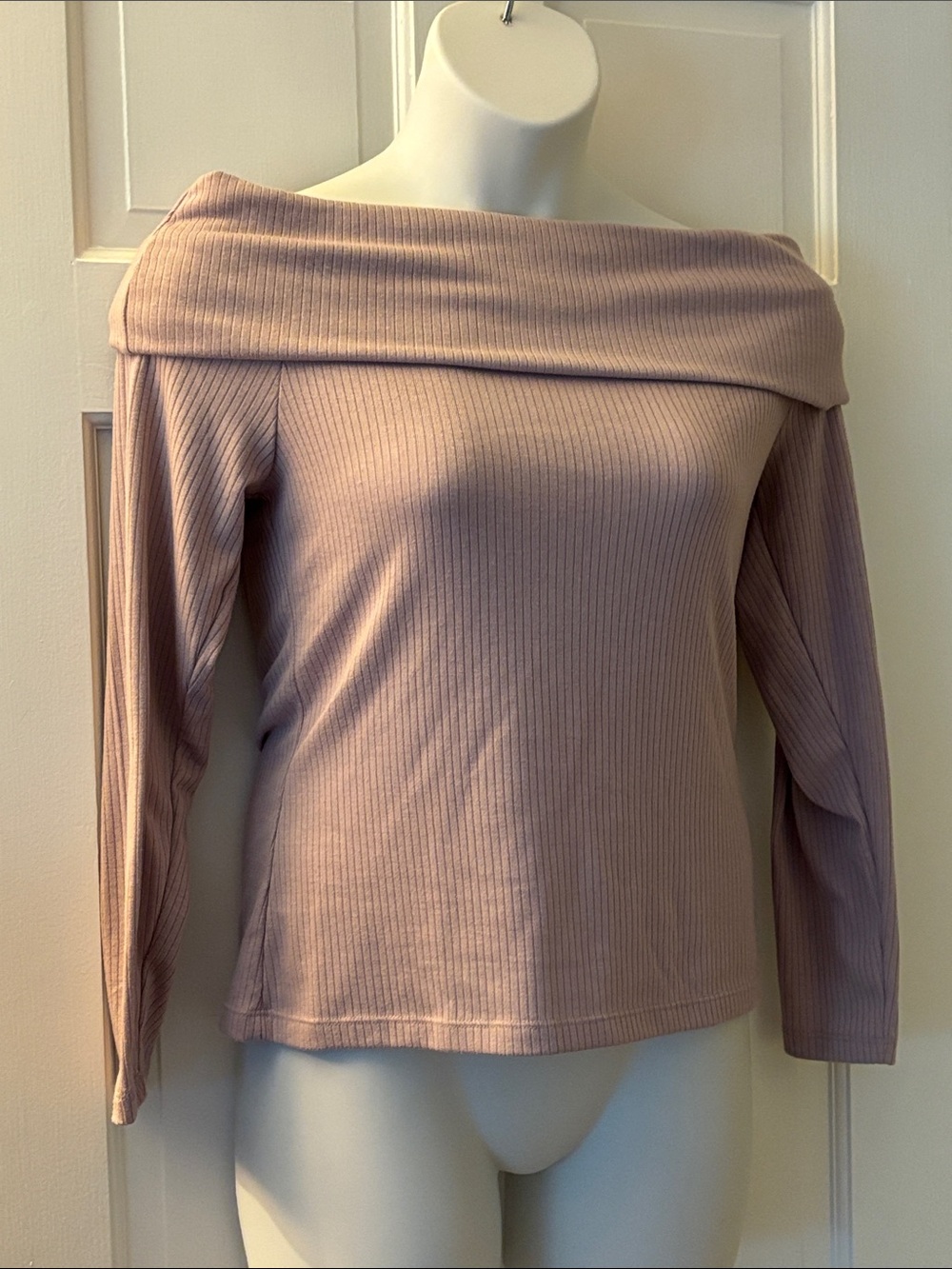 Off-the-Shoulder Ribbed Sweater in Dusty Mauve, XL, OLD NAVY!